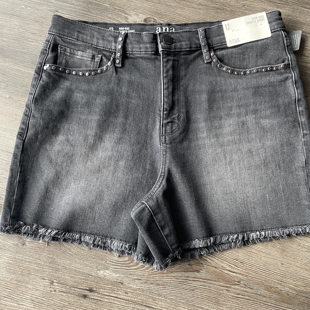 a.n.a Women's Dark Gray Jean Shorts with Stud Accents